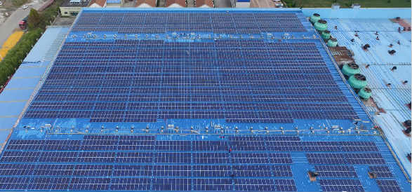 项目利用科伦屋顶，建设规模1.1MW，年均发电量125万度。